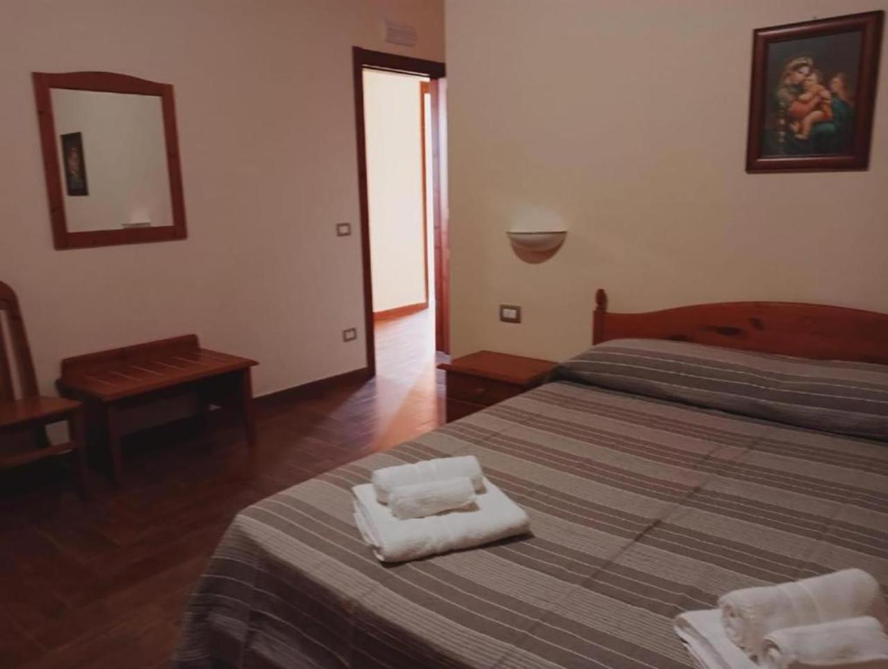 Villa Il Casale Colle San Pietro à Santo Pietro  Extérieur photo